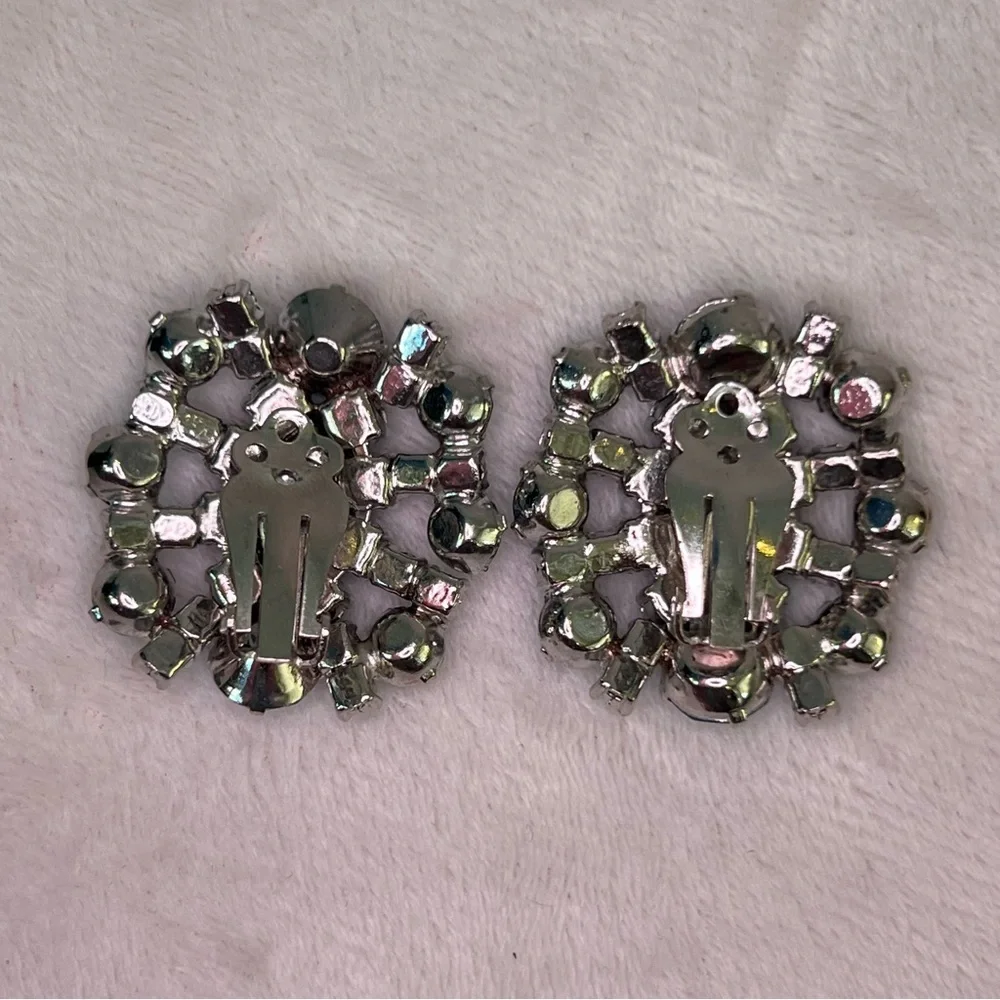 Vintage Pale Blue Rhinestone Clip On Earrings - Picture 3 of 4
